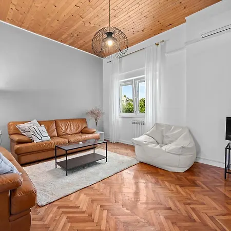 White Imperial Apartamento