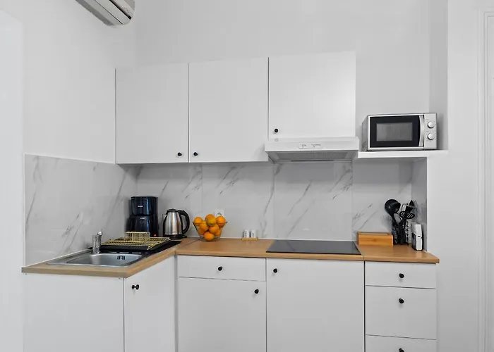 White Imperial Daire *