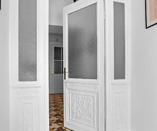 White Imperial 풀라