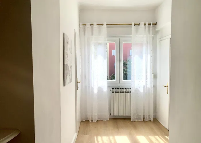 아파트 White Imperial 풀라