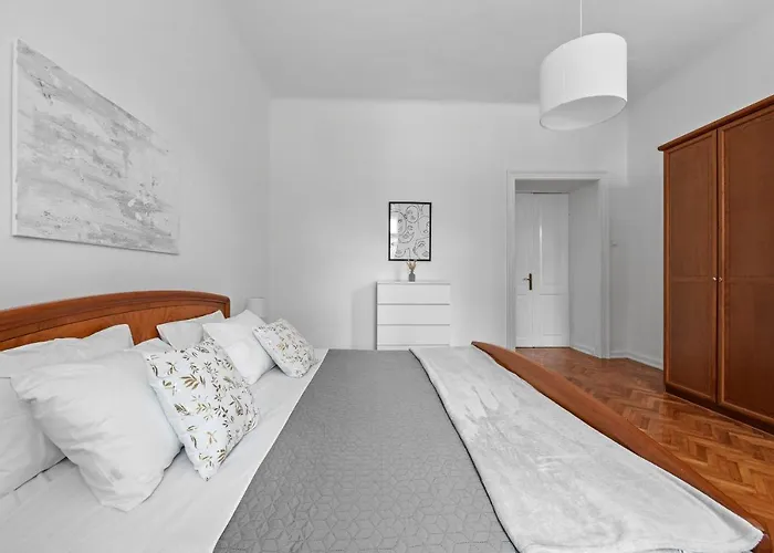 White Imperial Πούλα